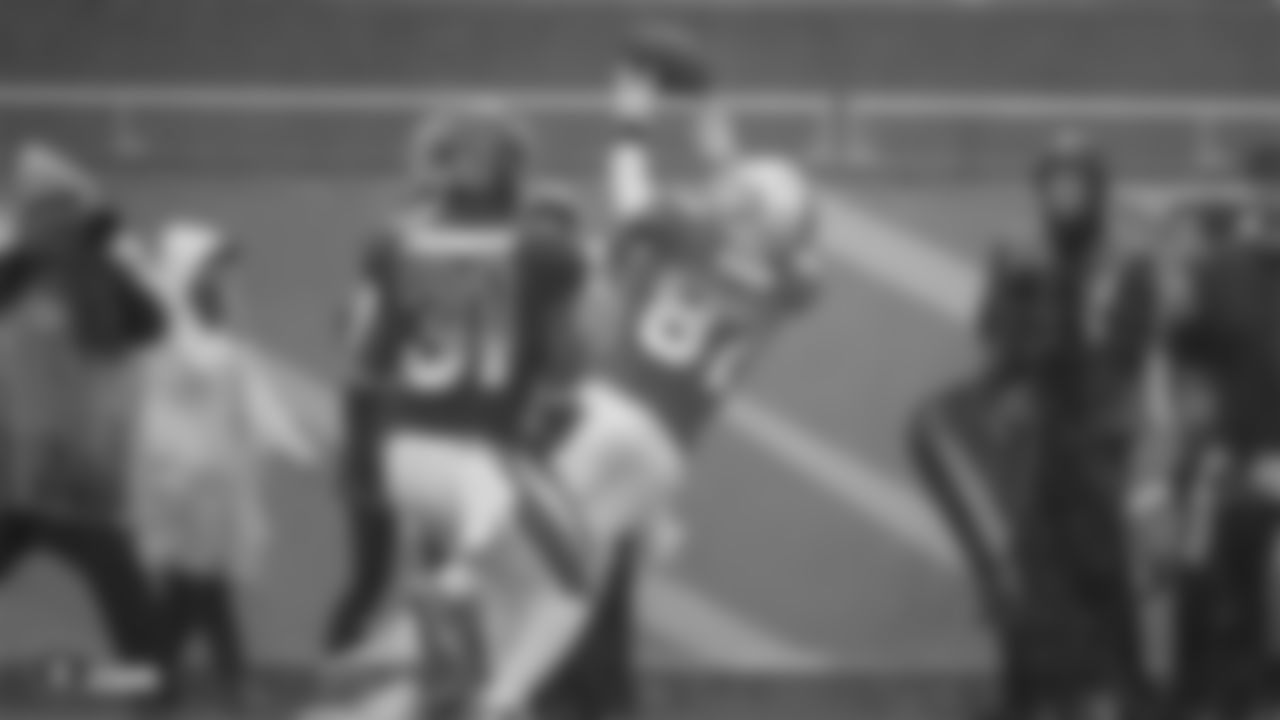 Oakland Raiders tight end Jared Cook (87) during the 2019 Pro Bowl game at Camping World Stadium, Sunday, January 27, 2019, in Orlando, Florida.