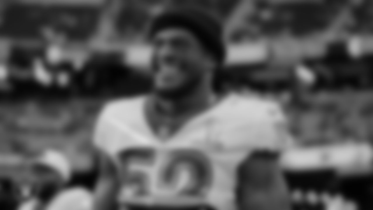 Las Vegas Raiders linebacker Denzel Perryman (52) before the 2022 Pro Bowl.