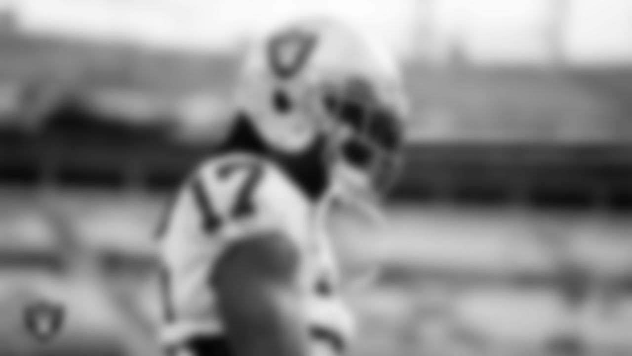 Las Vegas Raiders wide receiver Davante Adams (17) warming up before the regular season away game against the Jacksonville Jaguars at TIAA Bank Field.