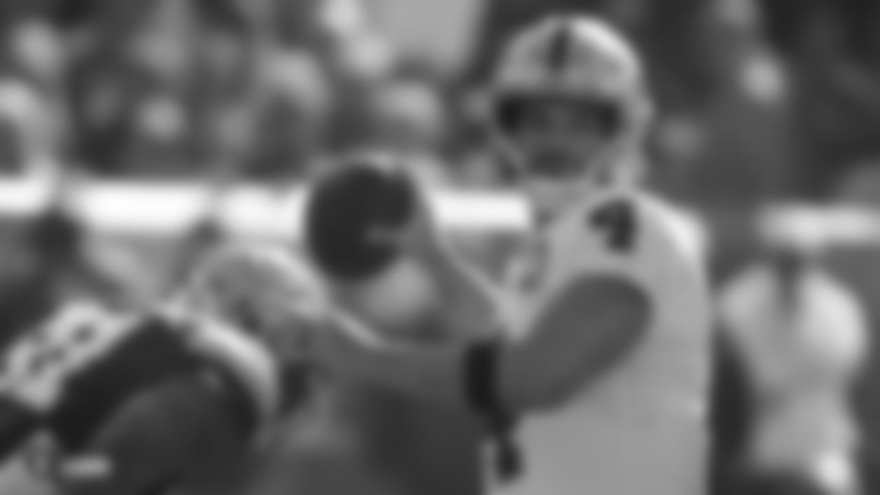 Raiders quarterback Derek Carr (4) during the regular season game against the Green Bay Packers at Lambeau Field.
