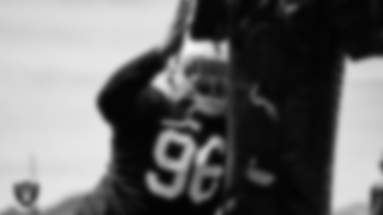 DT Darius Philon