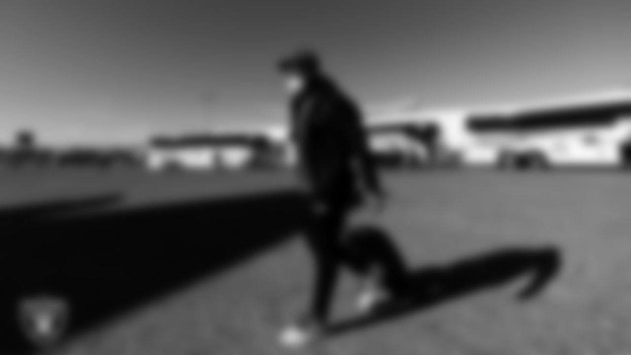 Las Vegas Raiders linebacker Raekwon McMillan (54) departs for the regular season away game against the Denver Broncos.