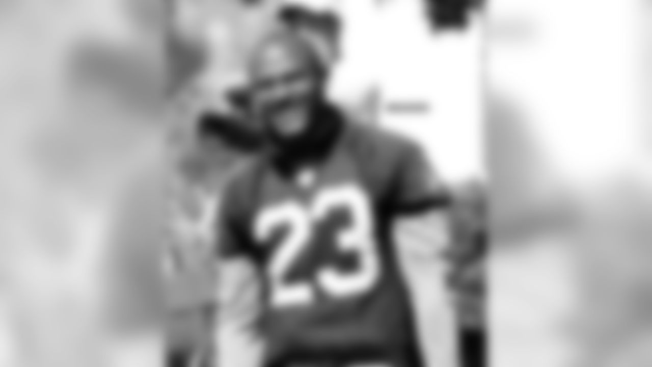 CB Tarell Brown