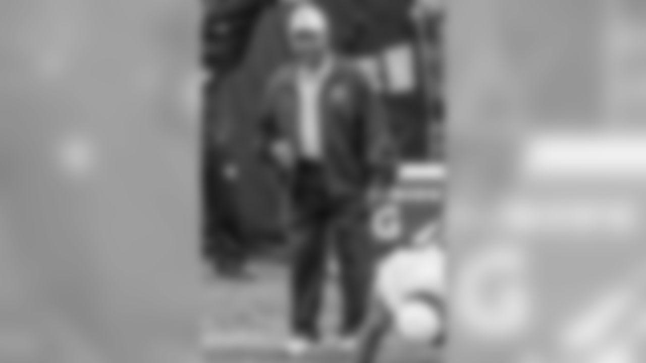 Raiders Legend Clem Daniels