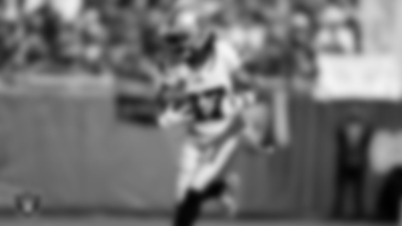 Las Vegas Raiders wide receiver Davante Adams (17) during the regular season away game against the Chicago Bears at Soldier Field.