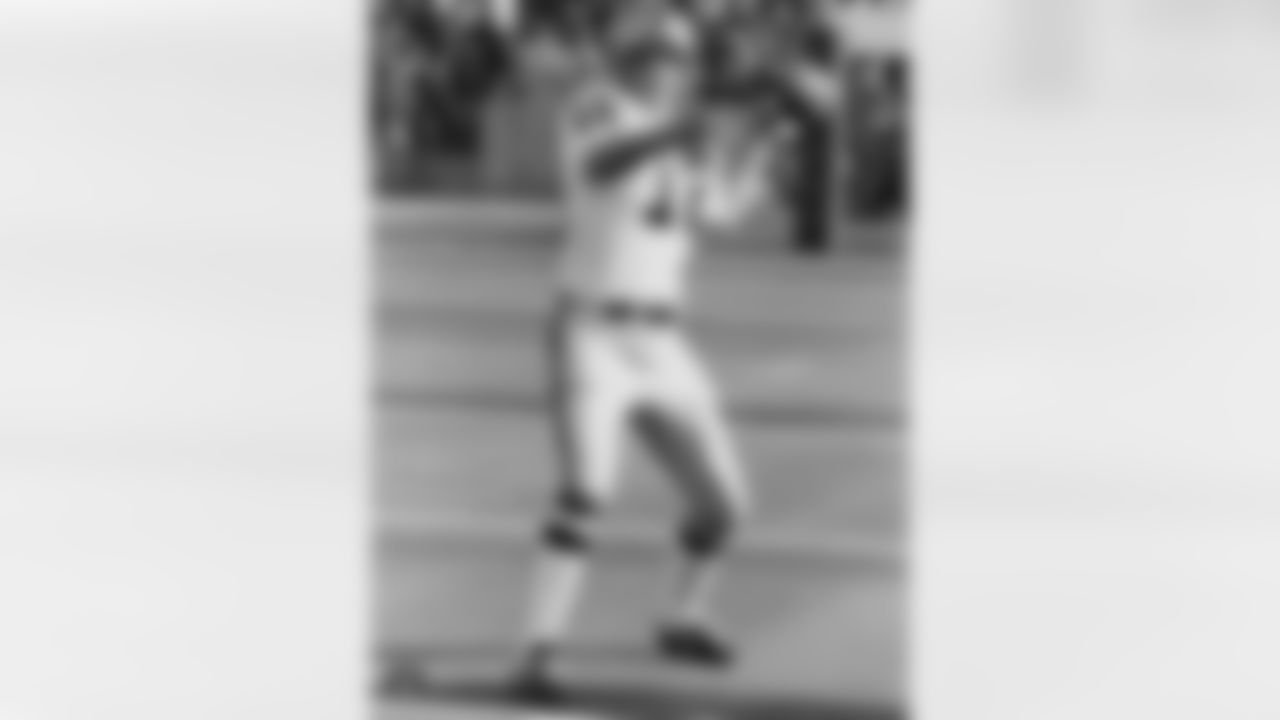 Ken Stabler appeared in 130 games with 96 starts and completed 1,486 of 2,481 pass attempts for 19,078 yards and 150 TDs. He was named NFL MVP and AP First Team All-Pro in 1974. Stabler was selected to five Pro Bowls and led the Raiders to five straight AFC title game appearances and a Super Bowl championship – Super Bowl XI after the 1976 season. Stabler was enshrined in the Pro Football Hall of Fame in 2016.