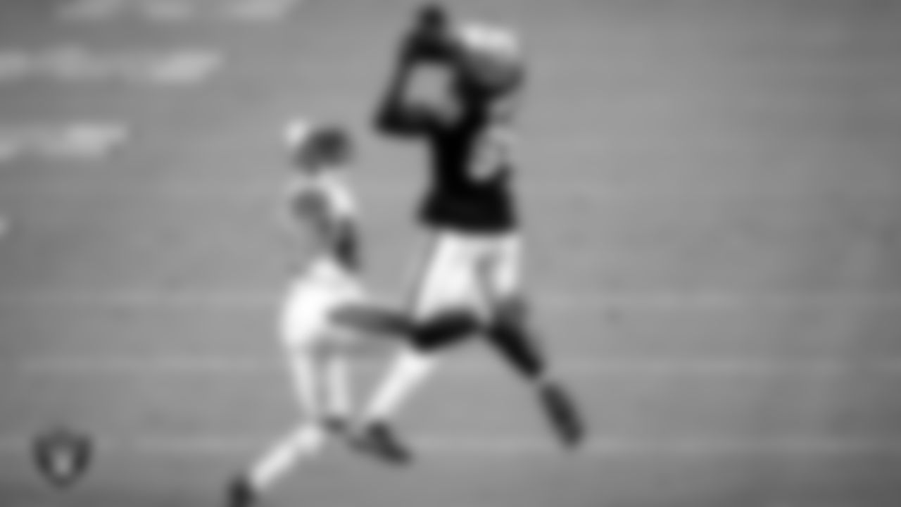 Las Vegas Raiders wide receiver Bryan Edwards (89) during the regular season game against the New Orleans Saints at Allegiant Stadium.
