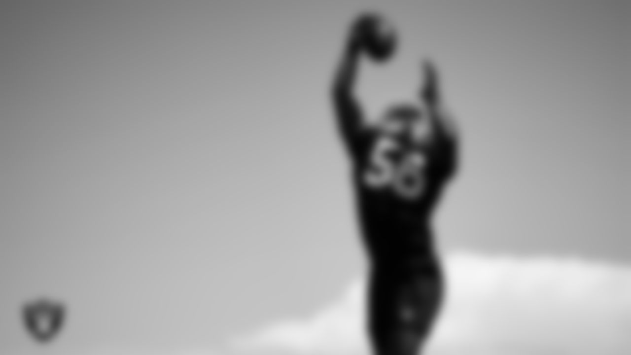 LB Amari Burney