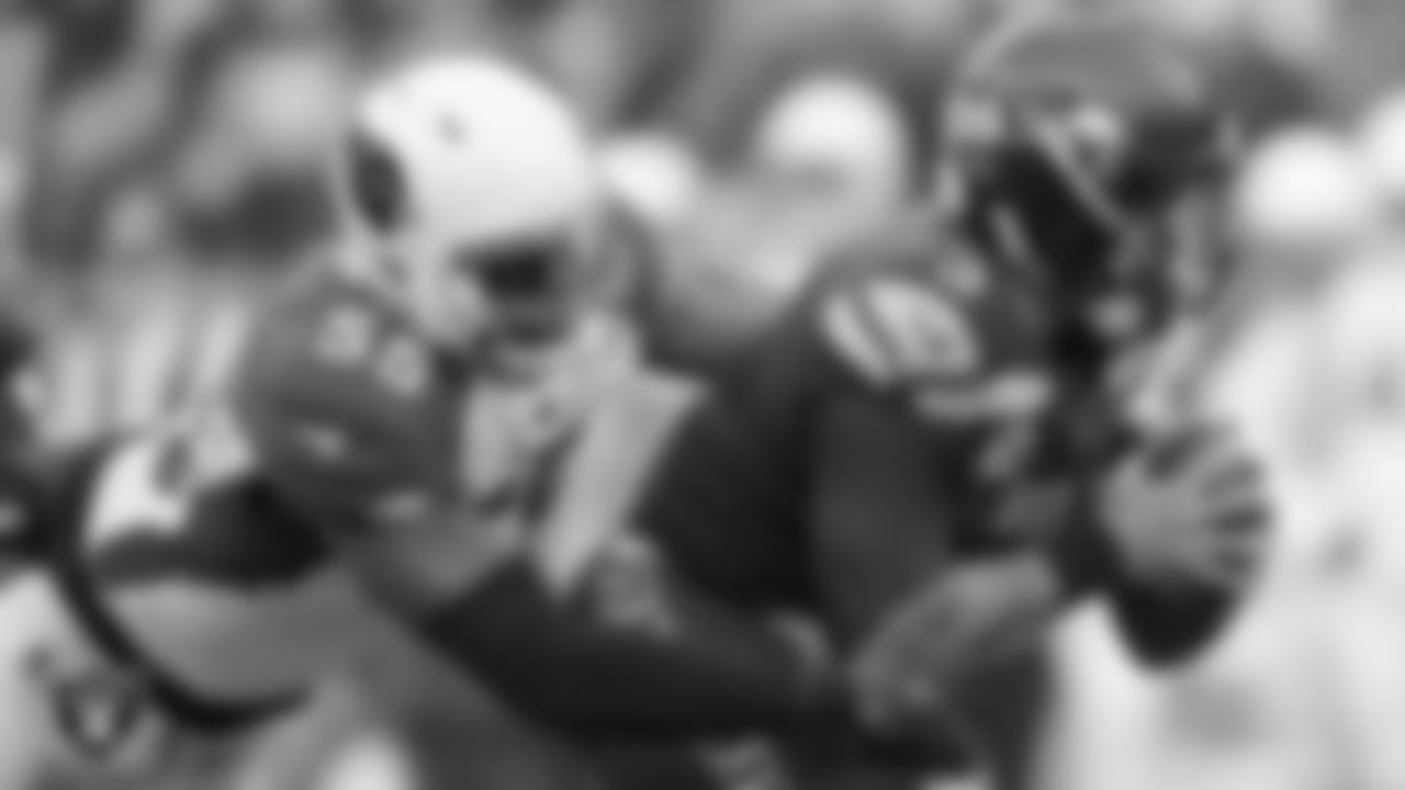 LB Chandler Jones
Previous teams: New England Patriots (2012–2015), Arizona Cardinals (2016–present)