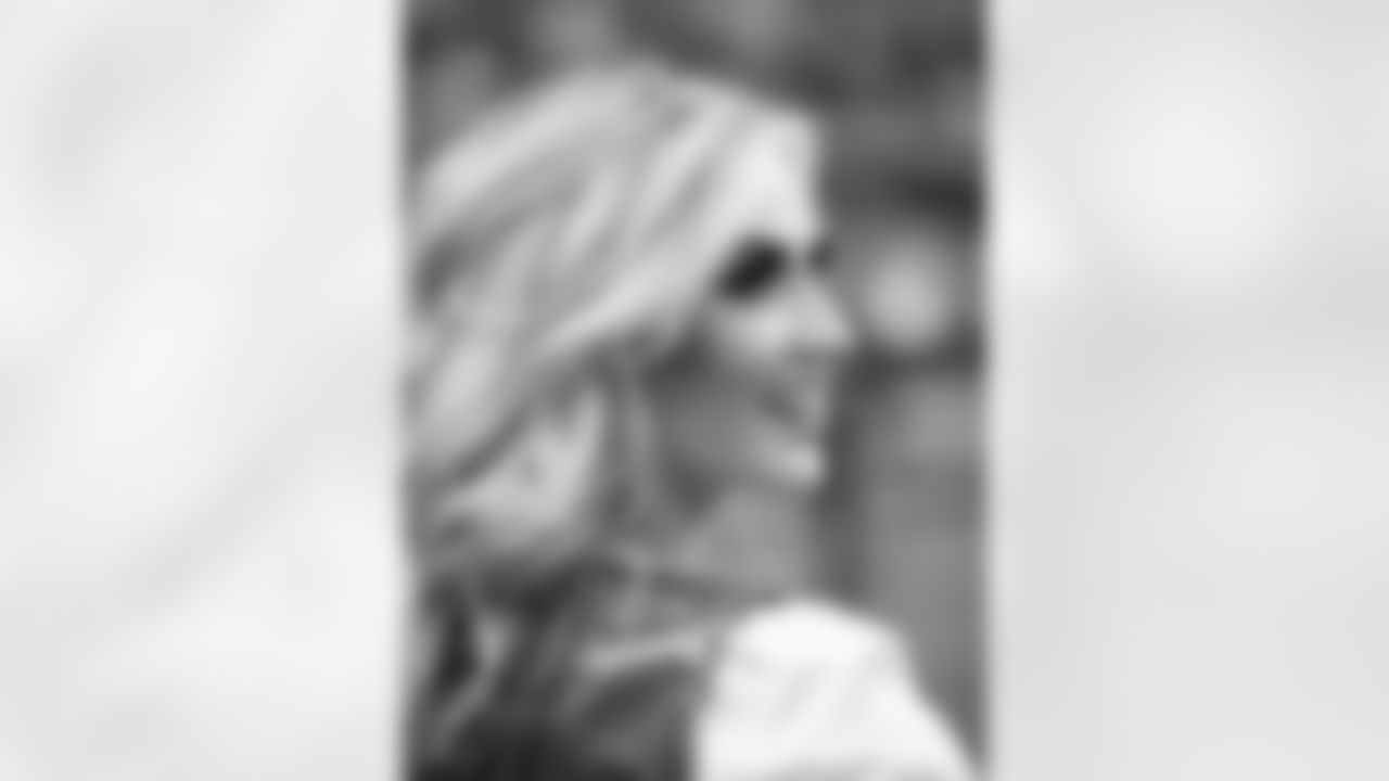 Raiderette Taylor on the sidelines during the regular season home game against the Chicago Bears.