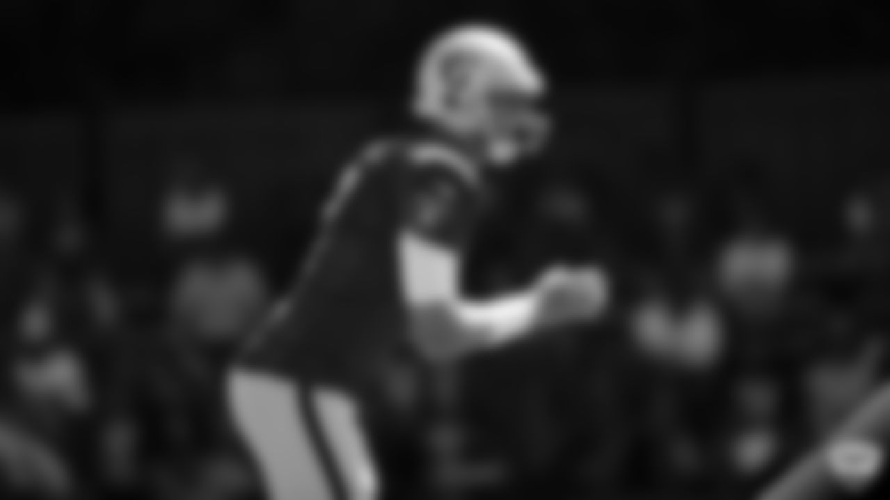 Raiders quarterback Mike Glennon (7) on the field for practice at 2019 Training camp.