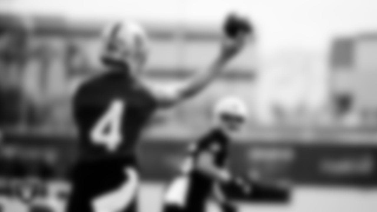 Las Vegas Raiders quarterback Derek Carr (4) during practice.