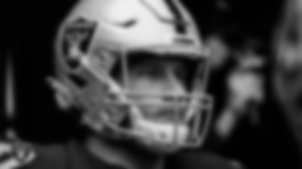 Las Vegas Raiders tight end Foster Moreau (87) waits to take the field before the regular season home game against the Washington Football Team.