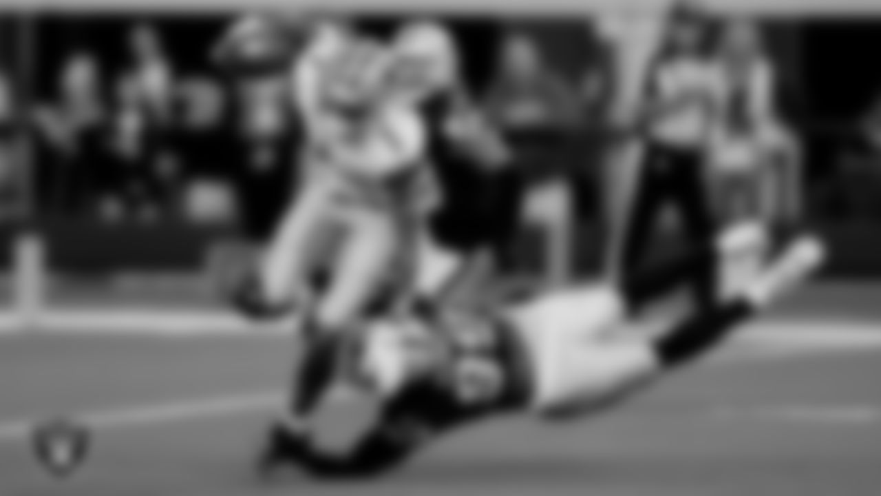 Las Vegas Raiders defensive end Clelin Ferrell (99) during the regular season away game against the Dallas Cowboys.
