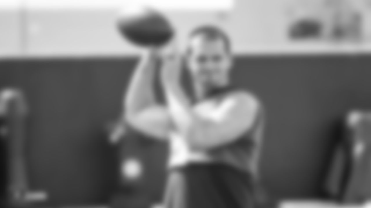 Oakland Raiders quarterback Derek Carr (4) on the field for practice at the Oakland Raiders Practice Facility, Wednesday, September 12, 2018, in Alameda, California.