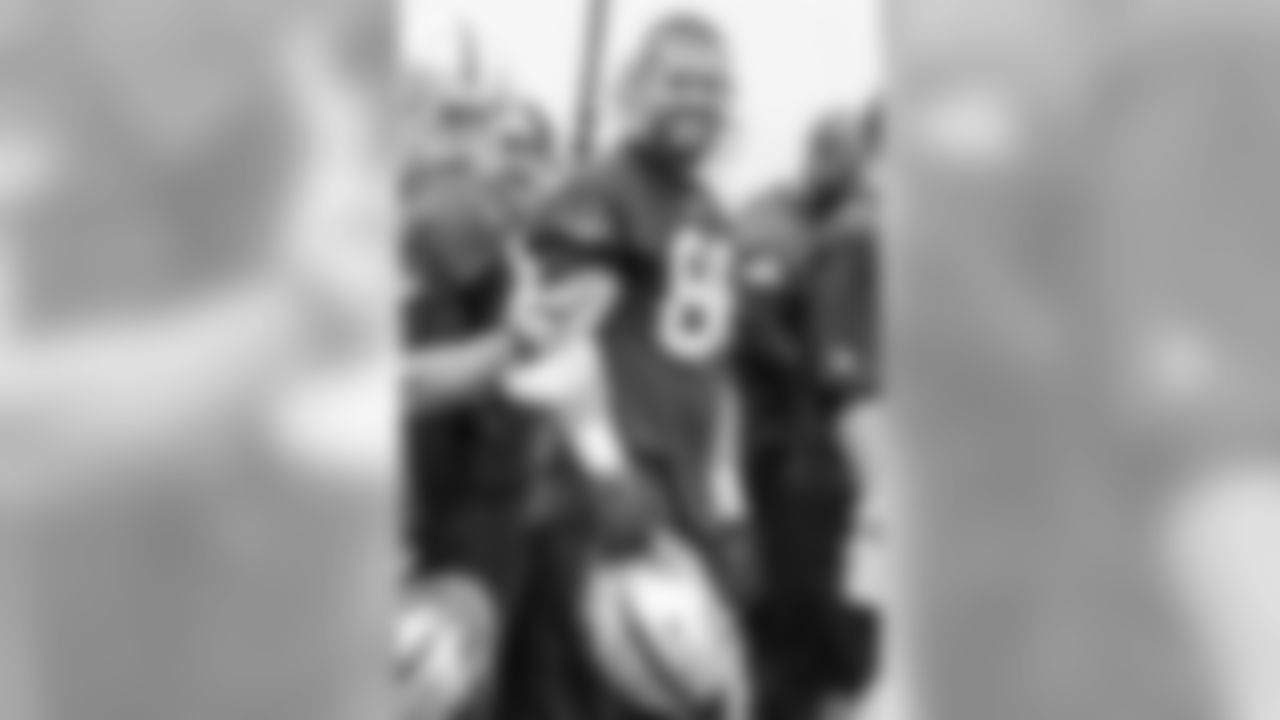 TE Lee Smith