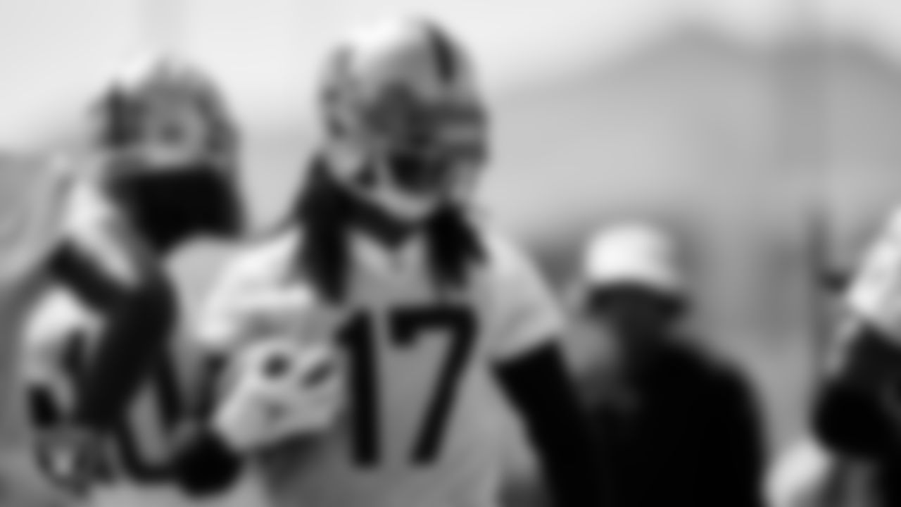 Las Vegas Raiders wide receiver Davante Adams (17) during Day One of 2022 Veteran Minicamp.