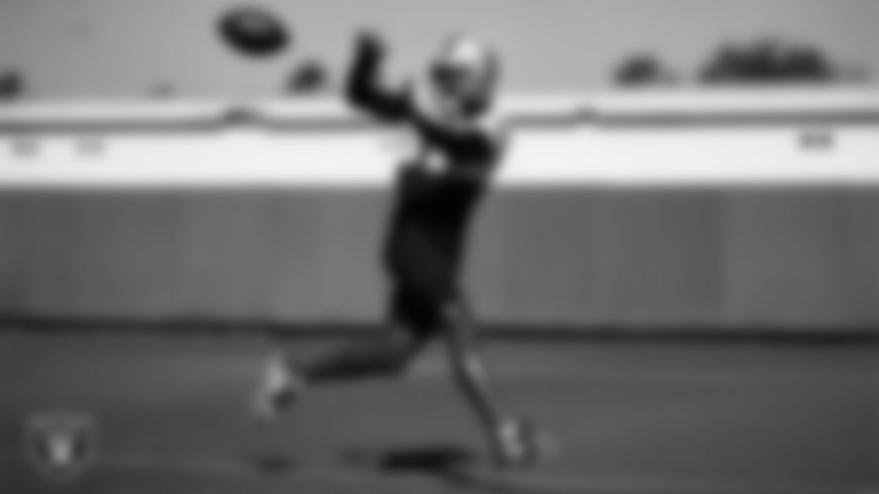Las Vegas Raiders wide receiver Davante Adams (17) during practice.