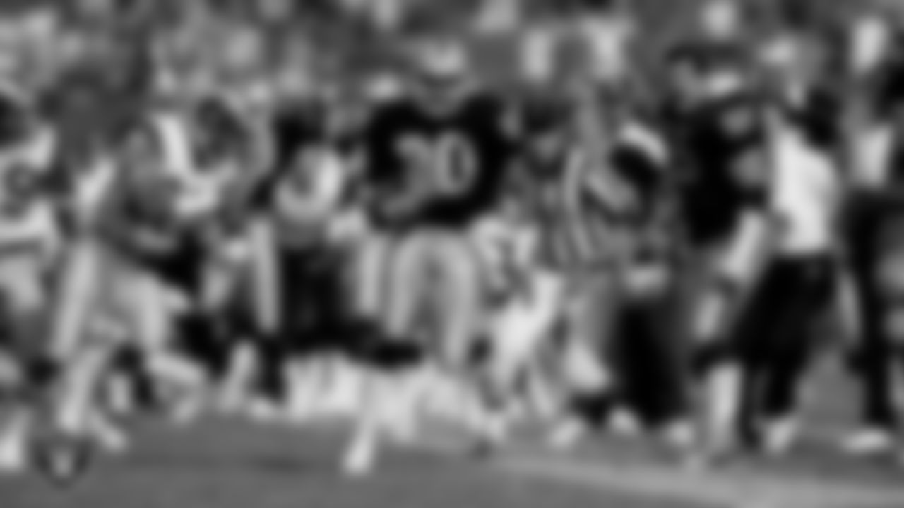 WR James Lofton (1987-88)
Hall of Fame Class of 2003
