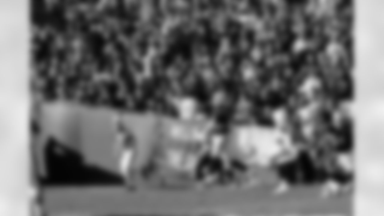 QB Carson Palmer had the 3rd best passing performance in Raiders history with 417 yards.