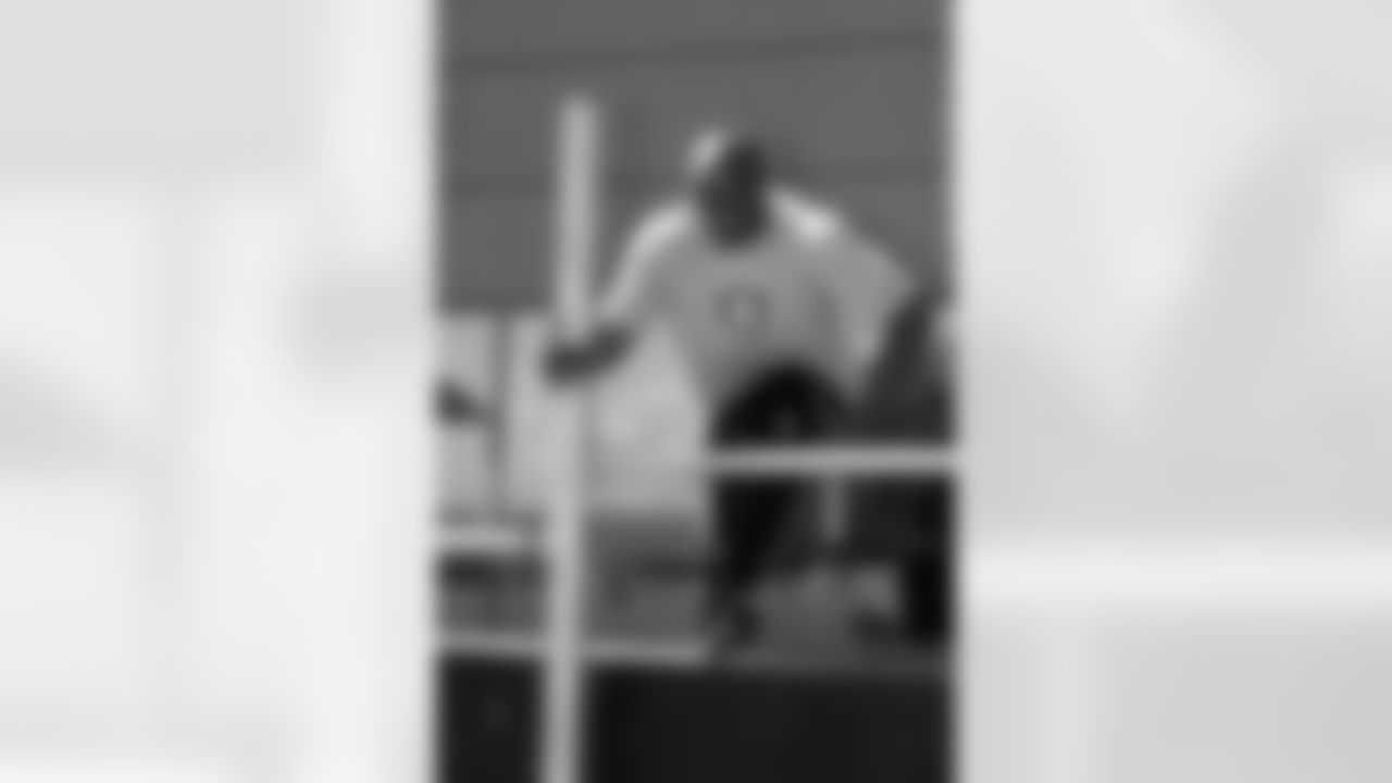 DE Andre Carter
