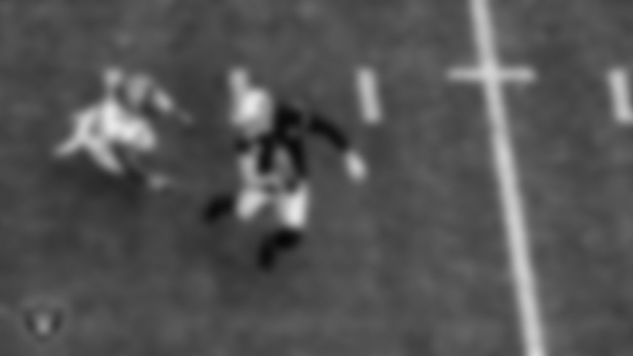 Las Vegas Raiders quarterback Derek Carr (4) scrambles during the regular season home game against the Tampa Bay Buccaneers.