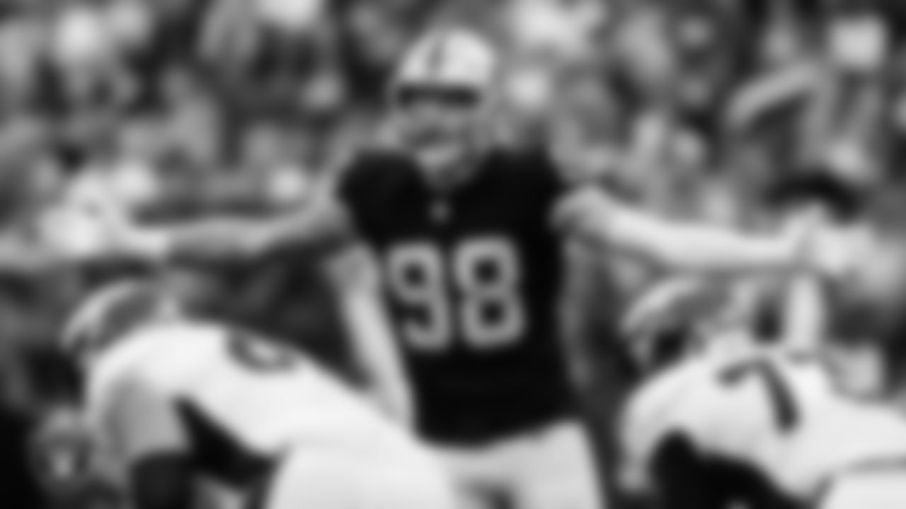 Las Vegas Raiders defensive end Maxx Crosby (98) during the regular season home game against the Denver Broncos at Allegiant Stadium.