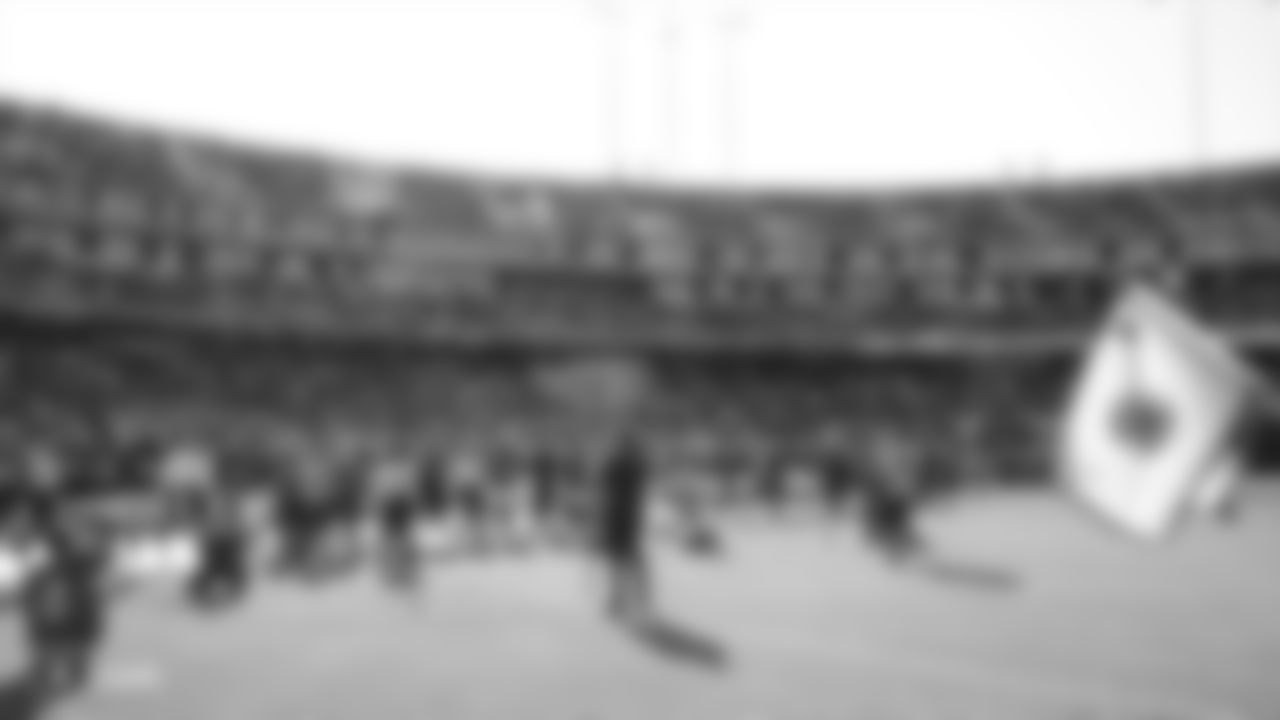 Grandson of Raiders alumnus Tom Flores, Brian Flores, performs the national anthem before the Raiders preseason game against the Los Angeles Rams.