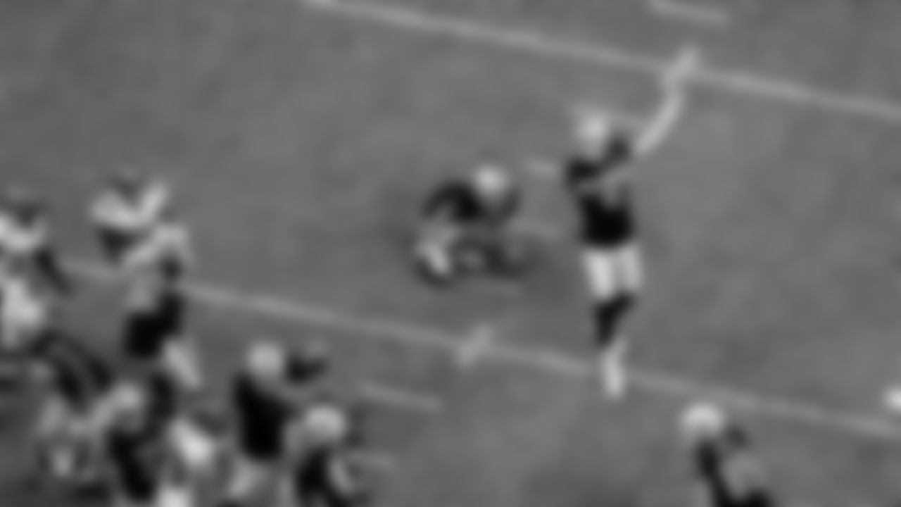 Las Vegas Raiders kicker Daniel Carlson (2) kicks a 36-yard field goal during the regular season home game against the Tampa Bay Buccaneers.