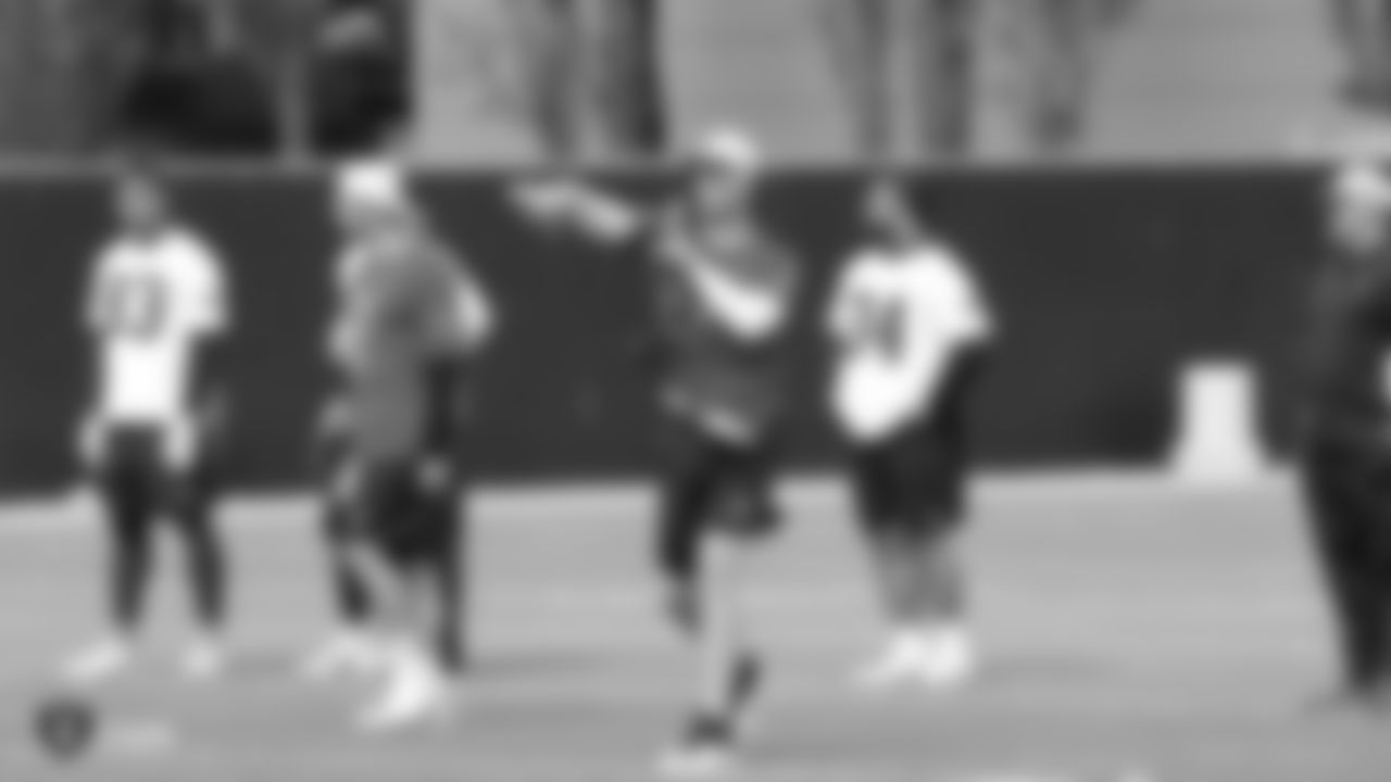 Raiders quarterback Mike Glennon (7) at a workout during phase two of the offseason program at the Raiders Practice Facility in Alameda, Calif.