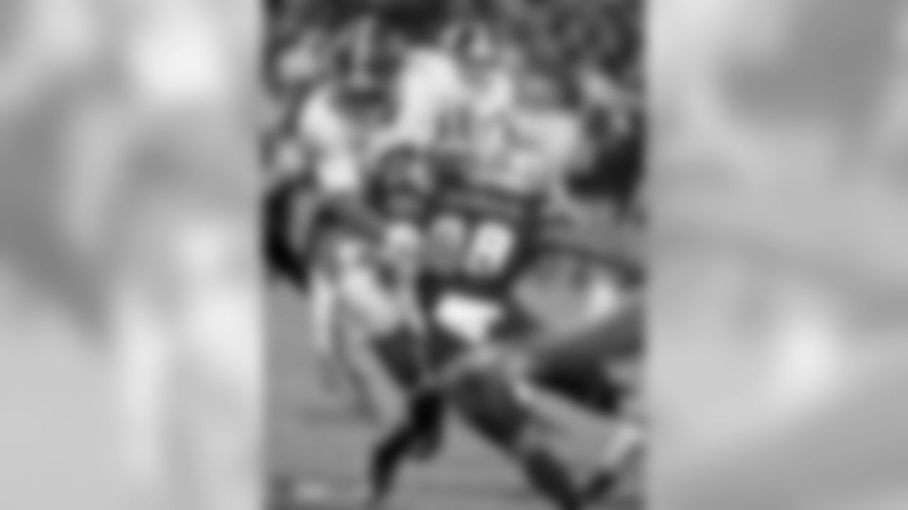 Mississippi State safety Johnathan Abram (Round 1 - 27th overall)