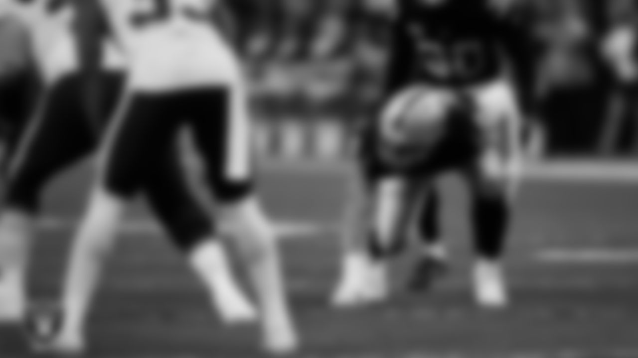 Las Vegas Raiders defensive end Maxx Crosby (98) lines up before the snap during the regular season home game against the New England Patriots at Allegiant Stadium.