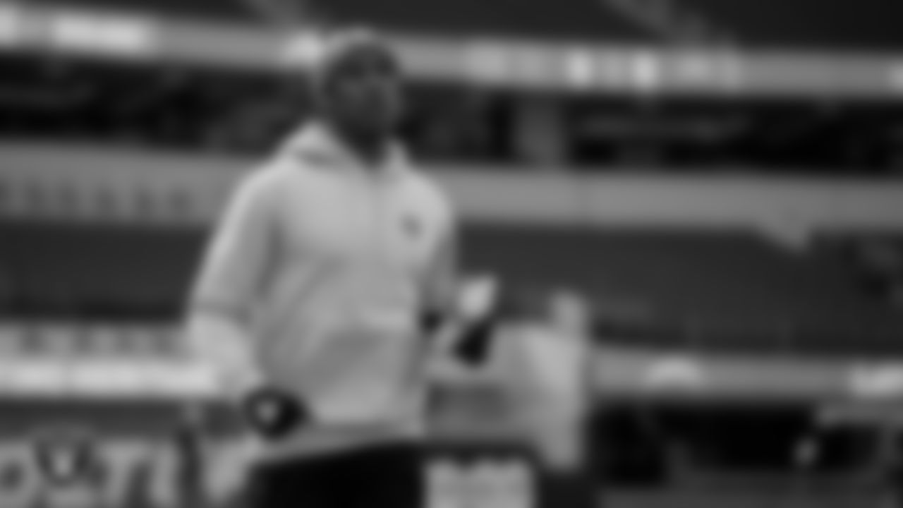 Las Vegas Raiders cornerback Marcus Peters (24) warming up before the regular season away game against the Los Angeles Chargers at SoFi Stadium.