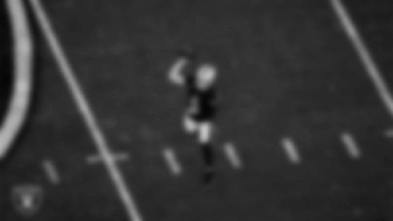 Las Vegas Raiders quarterback Derek Carr (4) passes during the regular season home game against the Los Angeles Chargers.