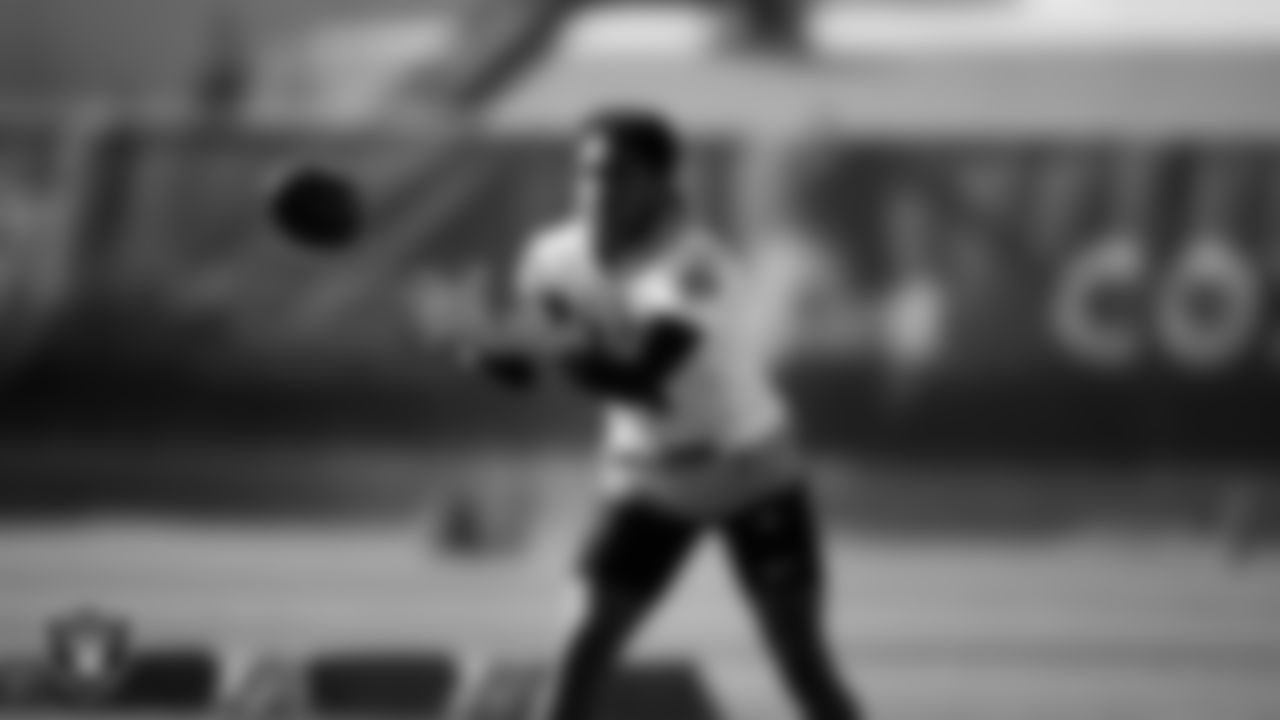 WR Demarcus Robinson
