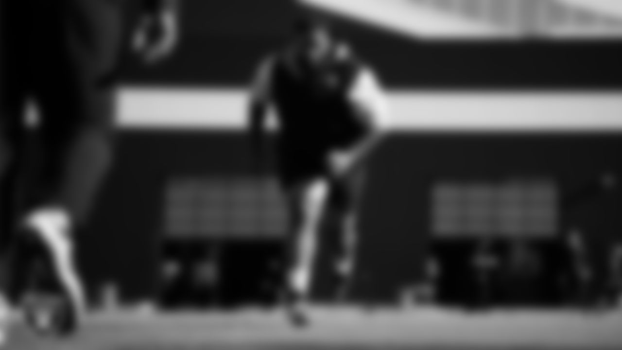 Las Vegas Raiders defensive tackle John Jenkins (95) at a workout during phase one of the offseason program at Intermountain Healthcare Performance Center.
