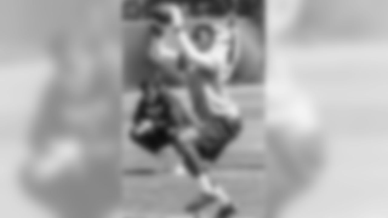 WR Kenbrell Thompkins