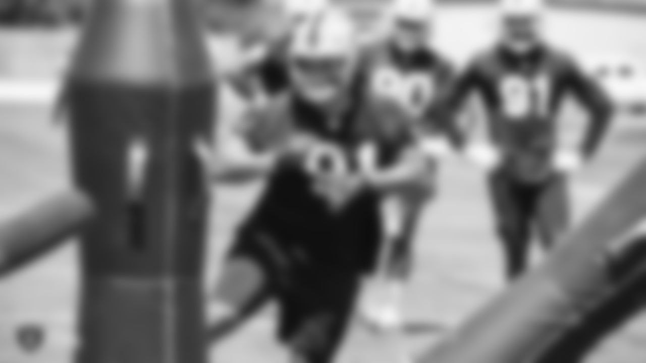 Raiders defensive tackle Eddie Vanderdoes (94) at a Mandatory Minicamp at the Raiders Practice Facility in Alameda, Calif.