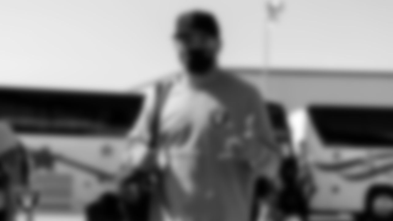 Las Vegas Raiders fullback Alec Ingold (45) departs for the regular season away game against the New England Patriots.