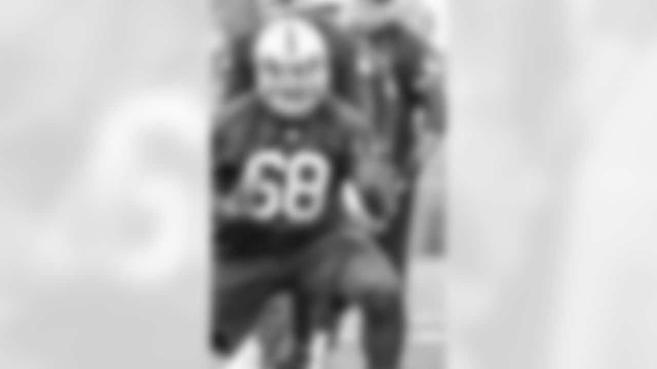 OL Jon Feliciano