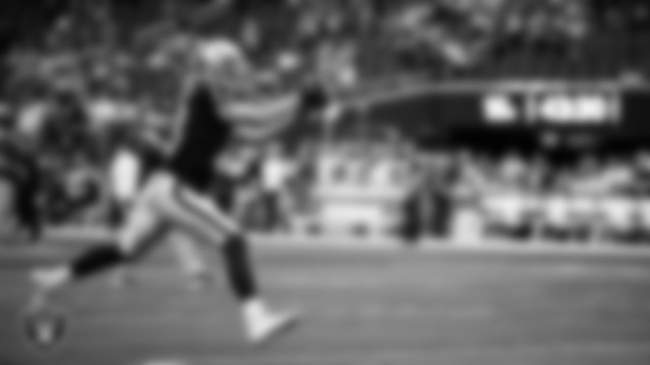 Las Vegas Raiders wide receiver Hunter Renfrow (13) warming up before the regular season home game against the San Francisco 49ers at Allegiant Stadium.