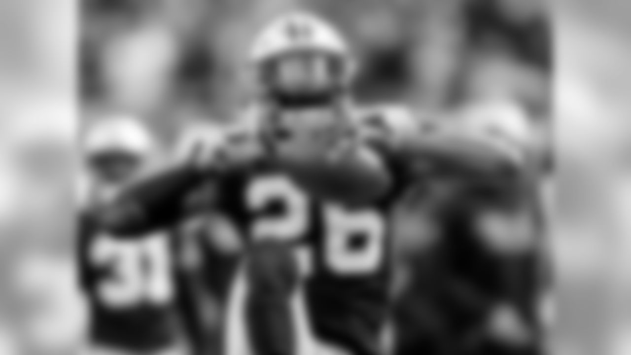 Mike McCarn/Associated Press