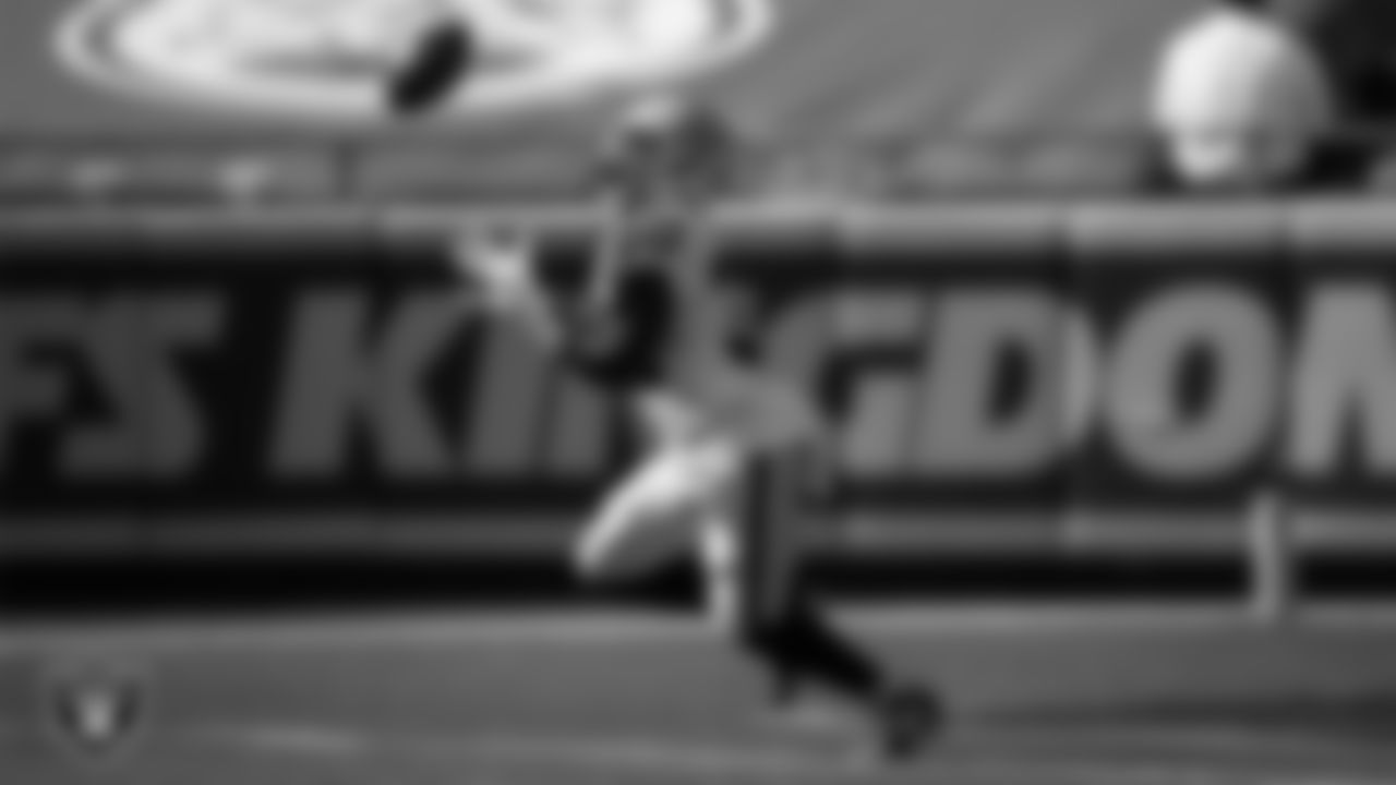 RB Jalen Richard