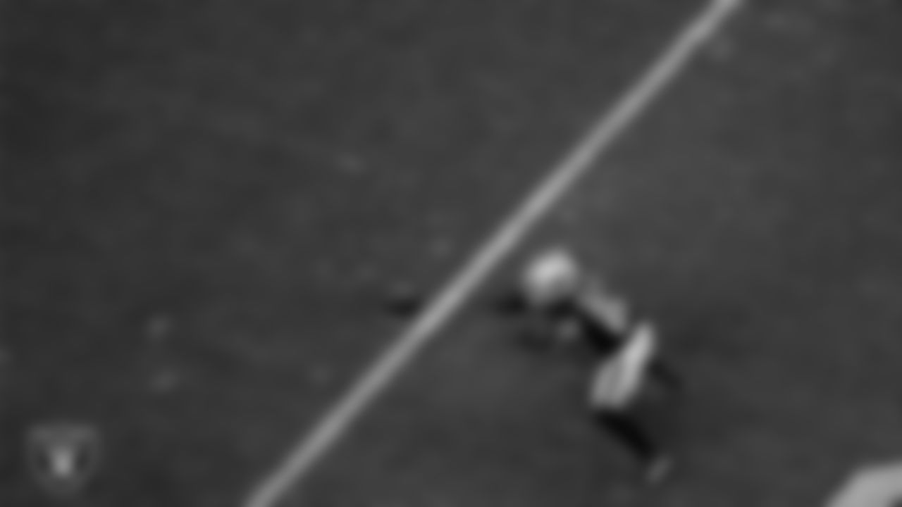 Las Vegas Raiders running back Ameer Abdullah (22) during the regular season home game against the Kansas City Chiefs at Allegiant Stadium.
