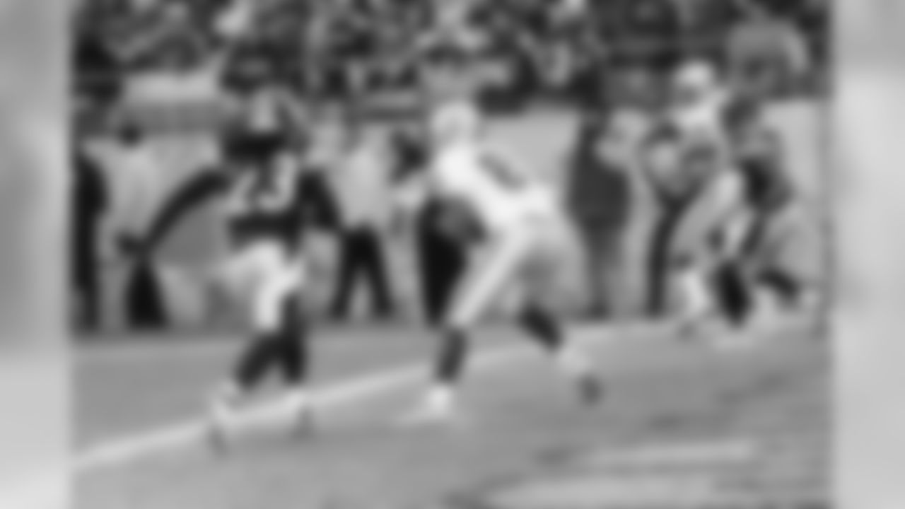 Raiders 27 Steelers 24