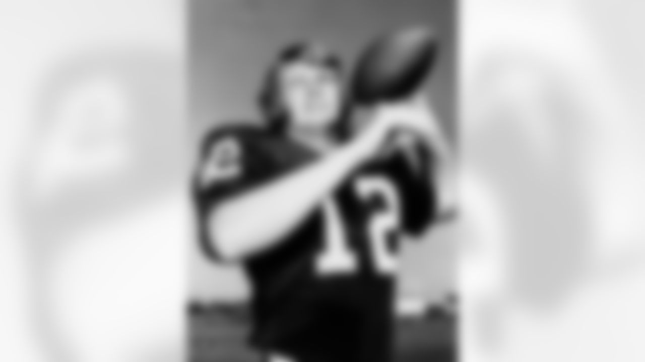 Ken Stabler appeared in 130 games with 96 starts and completed 1,486 of 2,481 pass attempts for 19,078 yards and 150 TDs. He was named NFL MVP and AP First Team All-Pro in 1974. Stabler was selected to five Pro Bowls and led the Raiders to five straight AFC title game appearances and a Super Bowl championship – Super Bowl XI after the 1976 season. Stabler was enshrined in the Pro Football Hall of Fame in 2016.