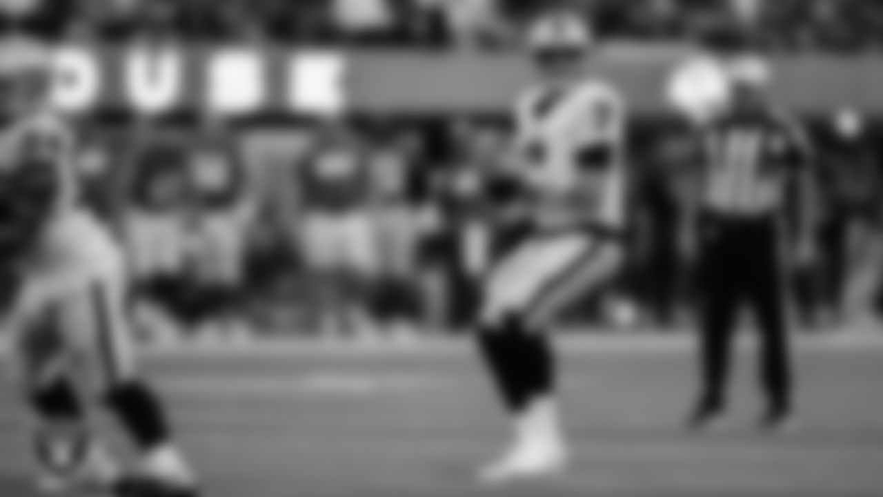 Las Vegas Raiders quarterback Brian Hoyer (7) during the preseason away game against the Los Angeles Rams at Sofi Stadium.