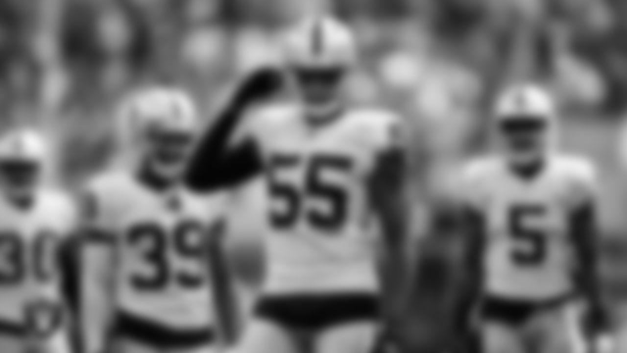 Las Vegas Raiders defensive end Chandler Jones (55) on the field during the regular season away game against the Los Angeles Chargers at SoFi Stadium.