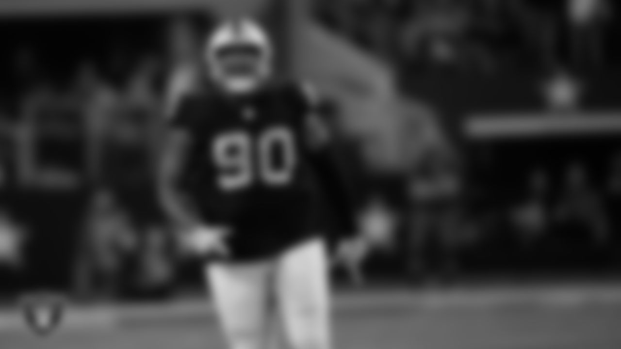 Las Vegas Raiders defensive tackle Johnathan Hankins (90) on the field during the regular season away game against the Dallas Cowboys.