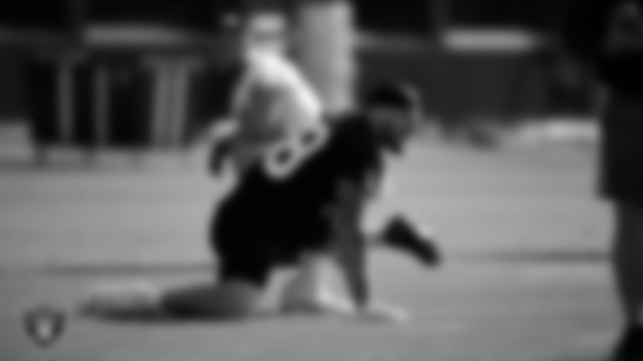 Las Vegas Raiders defensive end Maxx Crosby (98) at a workout during phase two of the offseason program.